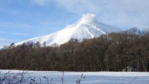 2月：北軽井沢の気温と服装、キャンプに必要な装備などまとめ（2024年版）