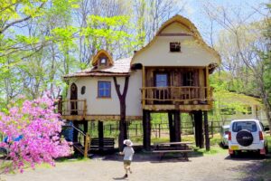 建築を超えた「体験」をデザインする、スウィートグラスの宿泊施設