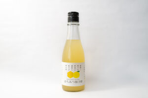 蜜蜂と旅する里山の恵みを一杯に<br>群馬のはちみつと果実のお酒「はちみつ柚子酒」