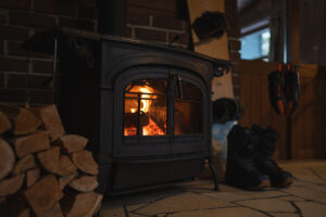 <span>「依存」から「自律」へ</span><br>地域を温める薪のエネルギー